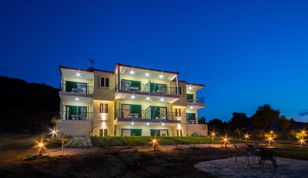 Апартаменти Platania House Сарті Екстер'єр фото